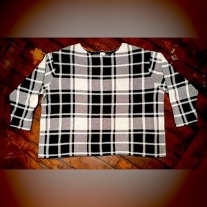 J.Jill - Plaid Sweater - 3/4 Length Sleeves